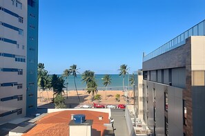 Perushuoneisto | Näkymä rannalle/valtamerelle