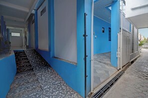 Overnatningsstedets indgangsparti