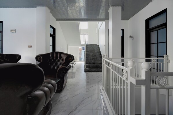 Sala de estar en el lobby