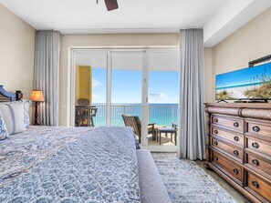 3 bedrooms, free WiFi, bed sheets - ☀️Gulf FRONT-Pools+Hot Tub-Beach Service-Emerald Isle 1406☀️ (Panama City Beach)