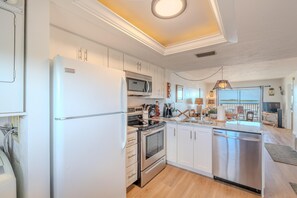 Condo, Multiple Beds (Carlos Pointe #233) | Private kitchen | Oven, toaster - Carlos Pointe #233 (Fort Myers Beach)