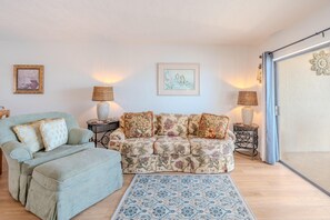 Condo, Multiple Beds (Carlos Pointe #233) | Living area - Carlos Pointe #233 (Fort Myers Beach)