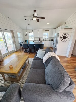 テレビ、ステレオ