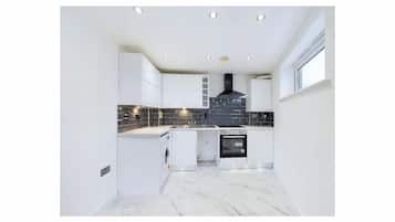 Micro-ondas, fogão, cooktop, lava-louças