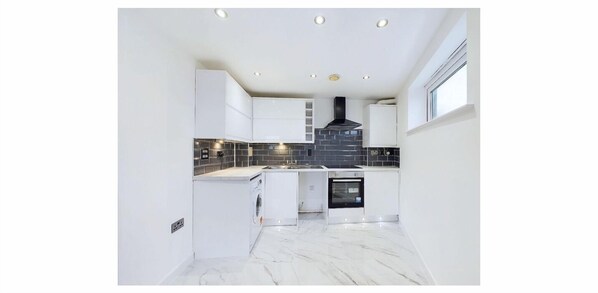 Micro-ondas, fogão, cooktop, lava-louças