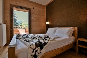 2 makuuhuonetta, silitysrauta/-lauta, ilmainen Wi-Fi, vuodevaatteet