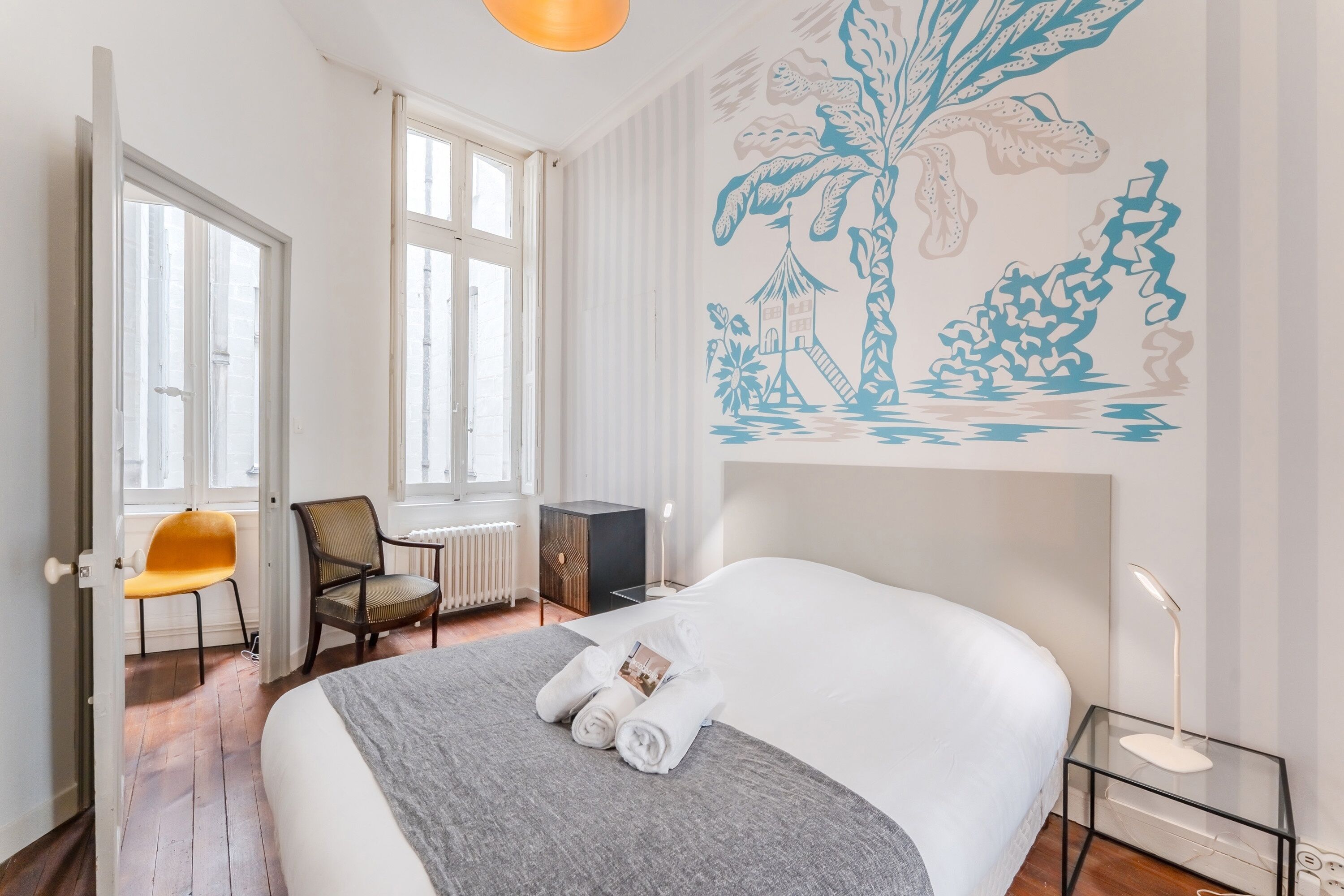 2 chambres, fer et planche à repasser, Wi-Fi gratuit, draps fournis