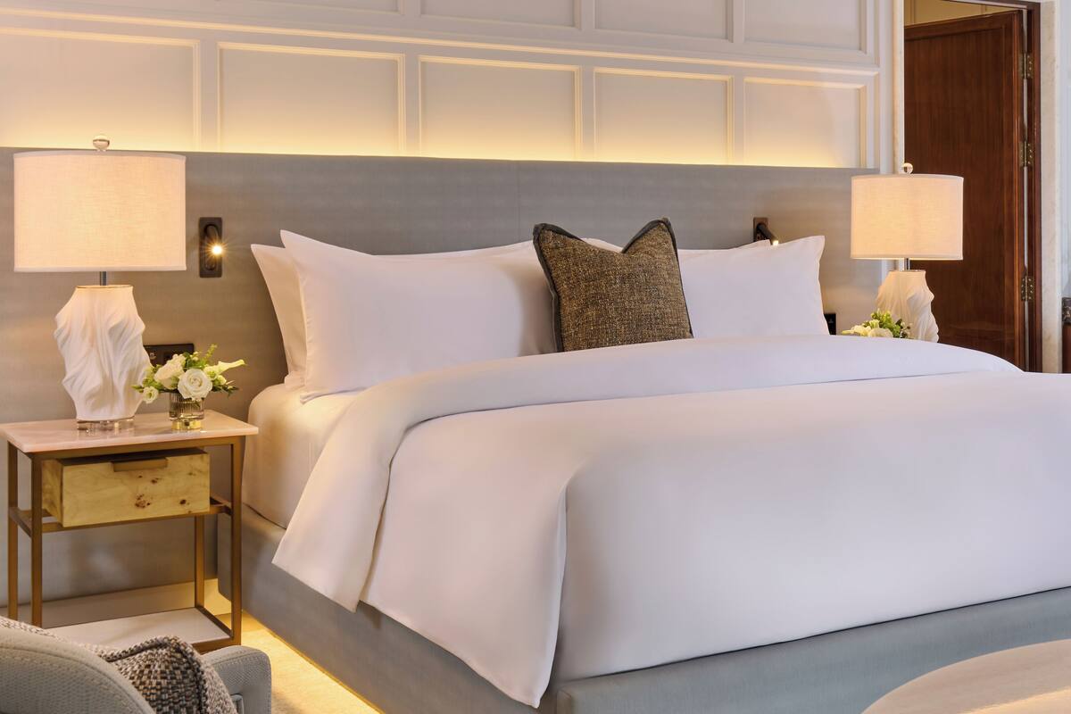 Roupas de cama premium, cofres nos quartos