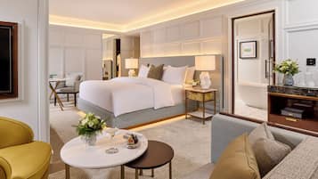 Junior Suite with Sea View | Premium bedding, in-room safe, blackout curtains, iron/ironing board