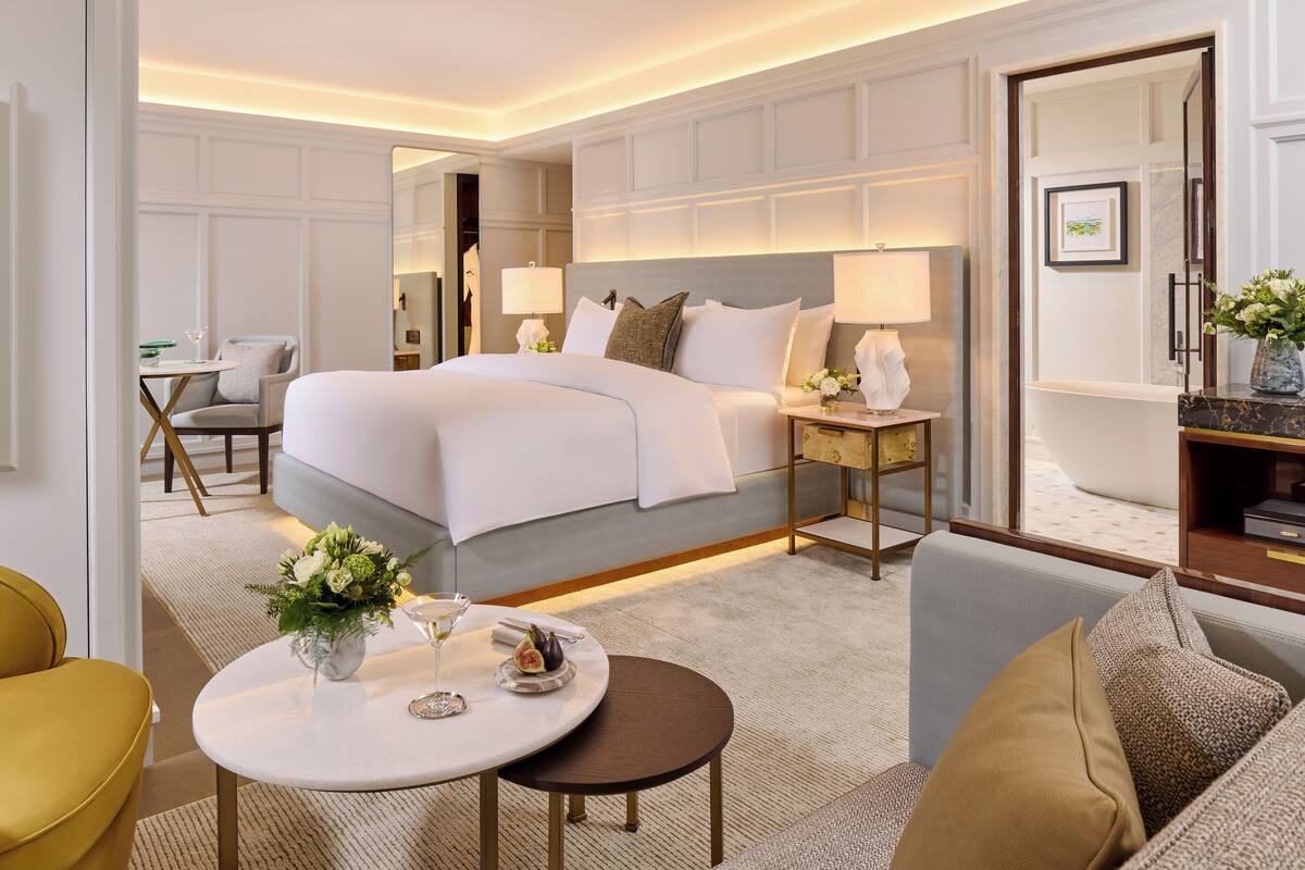 Roupas de cama premium, cofres nos quartos