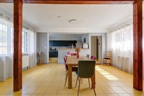 تناول الطعام