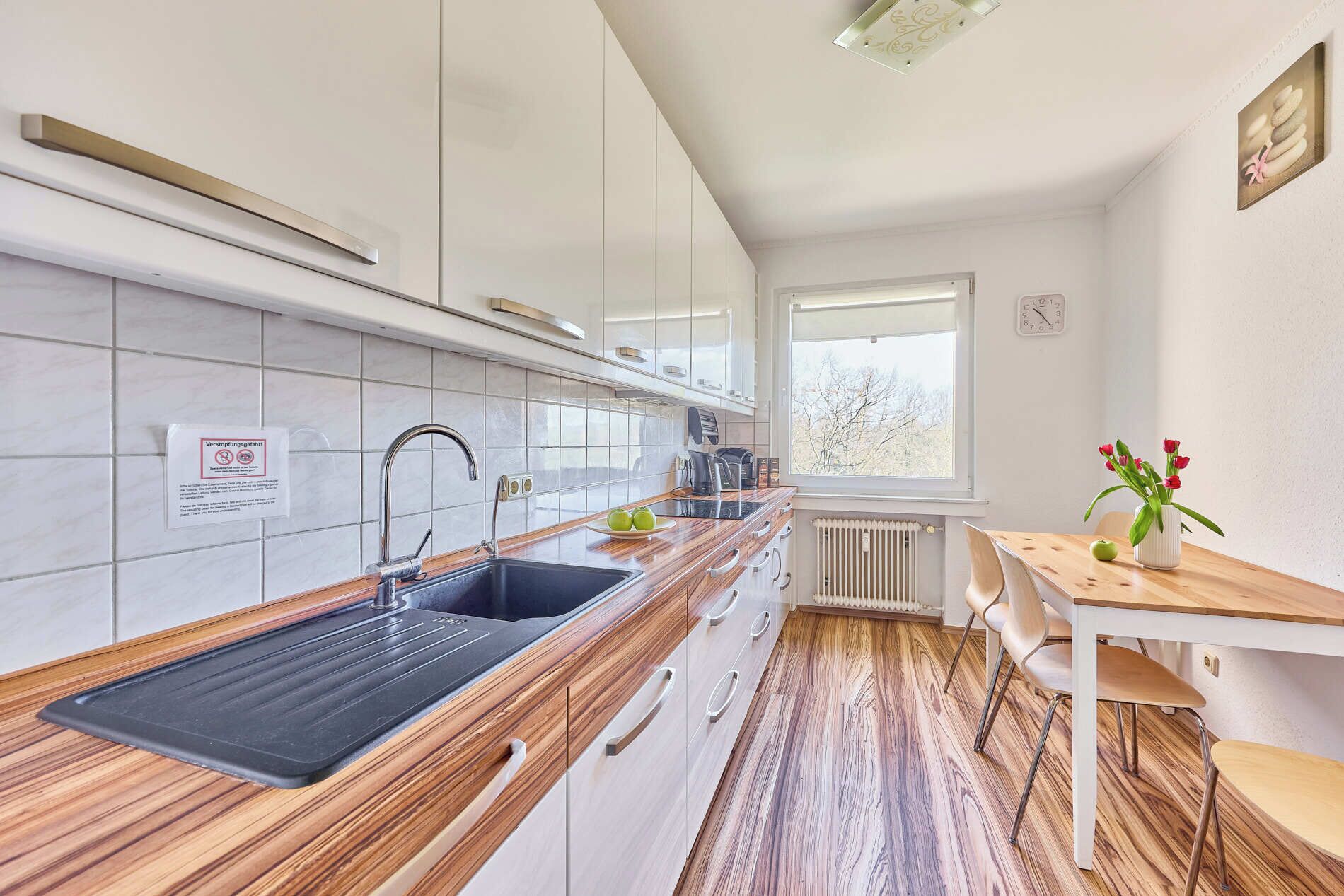 Kühlschrank, Ofen, Herdplatte, Geschirrspüler