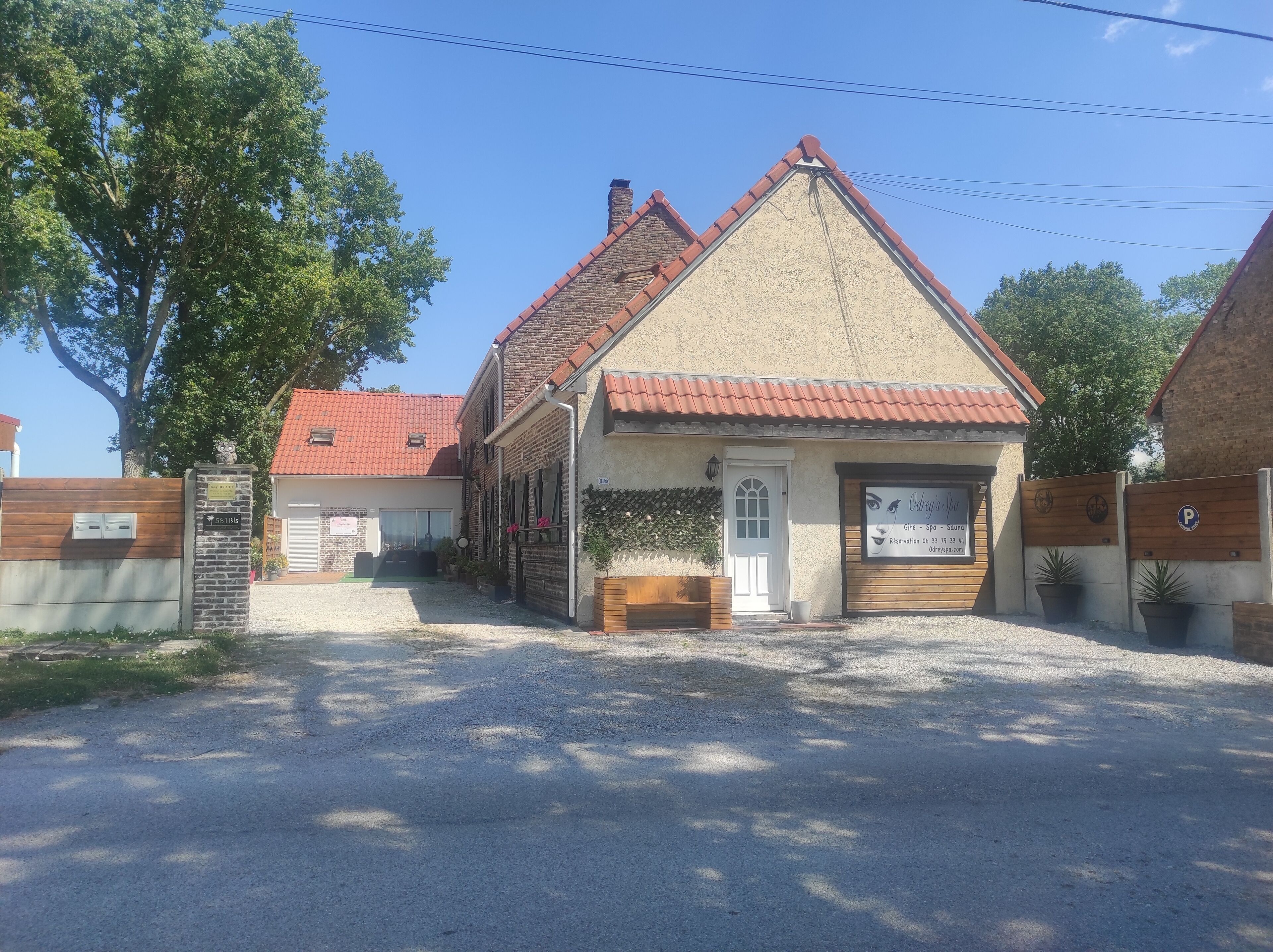 Esterni