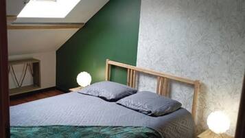 2 chambres, lit parapluie, Wi-Fi gratuit, draps fournis