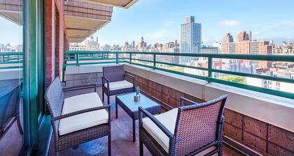 Sunny 3 BR 1 Bath Apt