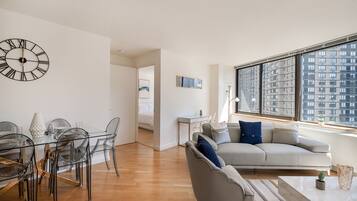 Apartment | 2 bedrooms, Internet