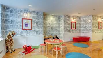 Apartment, Smoking | 2 bedrooms, Internet