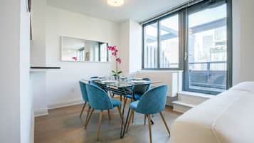 Apartment | 2 bedrooms, Internet