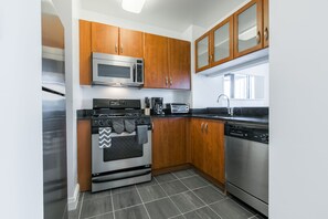 Apartment, Smoking | 2 bedrooms, Internet