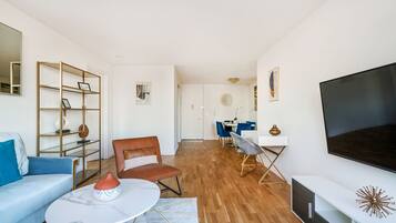 Apartment | 2 bedrooms, Internet