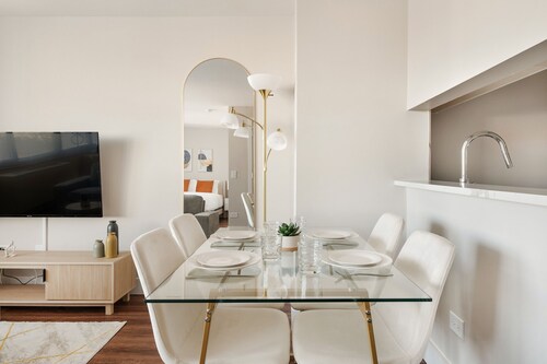 Gorgeous Studio Apartment