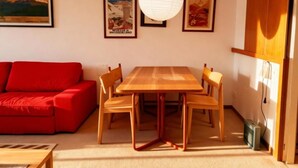 Interior - Estudio Montblanc (Sierra Nevada)