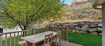 Mountain Haven Family Comfort Meets Scenic Calm