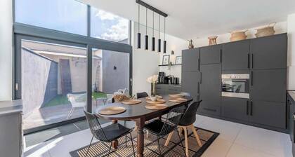 Cosy & Spacious House in Center