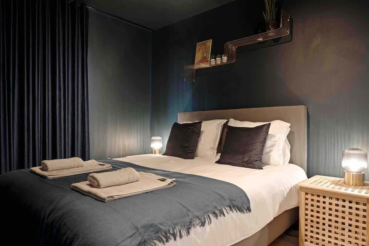 3 camere, una scrivania, ferro/asse da stiro, Wi-Fi