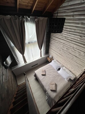 客房內保險箱、遮光布/窗簾、免費無線上網