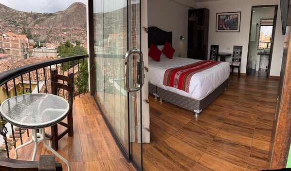 Panoramic Double Room, City View | Free WiFi, bed sheets