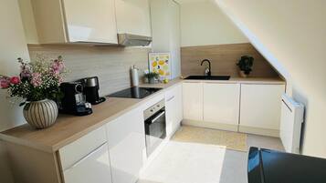 Réfrigérateur, plaque de cuisson