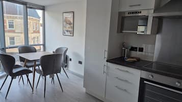 Microwave, oven, stovetop, dishwasher