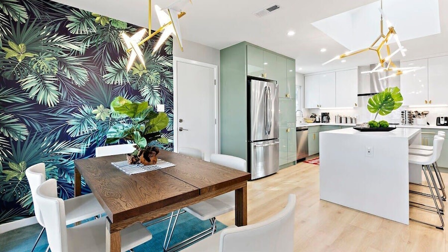 @ Marbella Lane - SJ Designer Home 3BR Ldry+p