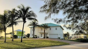 Room, 5 Bedrooms, Private Pool | Exterior