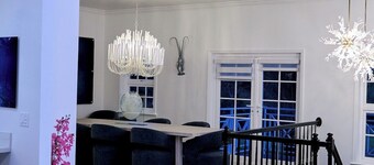 Room-escape to Paradise In West End Old