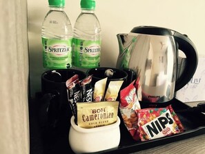 アイロン / アイロン台、WiFi (無料)