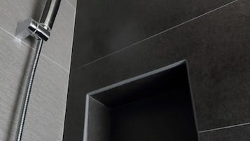 Iron/ironing board, free WiFi