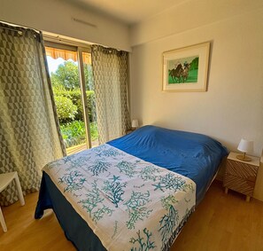 2 bedrooms, WiFi - Charming apartment with garden in Antibes (Antibes)