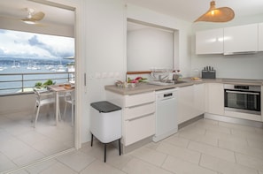 Deluxe Apartment, Sea View | Private kitchen - Odyssée Bleue (Trois-Ilets)