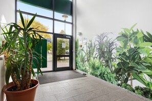 Exterior detail - Room 'Albrechtshof Zimmer Parkblick 2' (Potsdam)