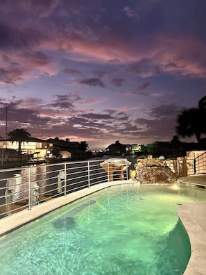 Outdoor pool, a heated pool
