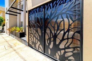 Exterior detail - PrivateStudio/DoubleBed+CouchBed/Near Border (Tijuana)