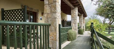 Enceinte de lâhĂ©bergement