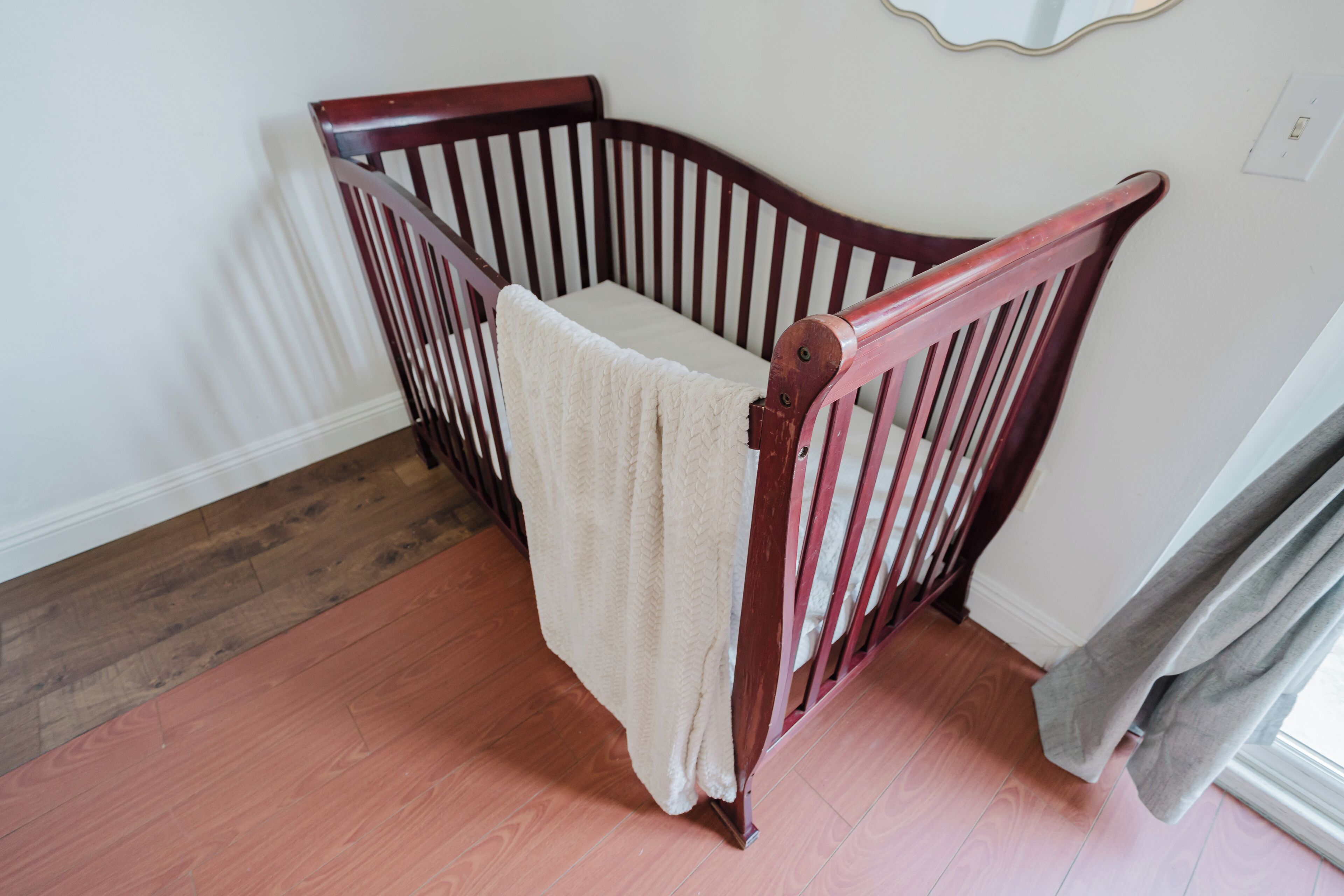 4 bedrooms, desk, iron/ironing board, free WiFi