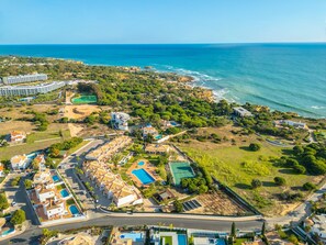 Exterior - Quiet villa w/ BBQ & heatable pool, Galé (Albufeira)