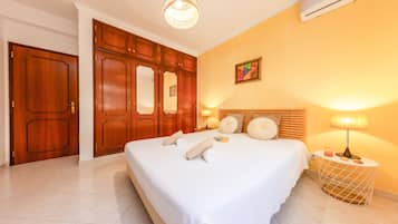 3 Schlafzimmer, Bügeleisen/Bügelbrett, kostenloses WLAN, Bettwäsche