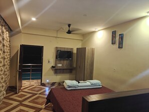 Caja de seguridad en la habitación y sistema de insonorización