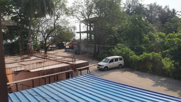 Basic Double or Twin Room, City View | Street view