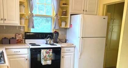 3-bedroom home in Martinsville near Speedway,Museums,Trails and Shopping/Dining